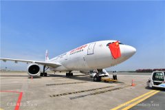 東航大(da)灣區(qu)戰略按下“快進(jin)鍵” 新(xin)開深圳國(guo)際(ji)遠(yuǎn)程(cheng)航線(xiàn)助推“雙區(qu)”建(jian)設(shè)